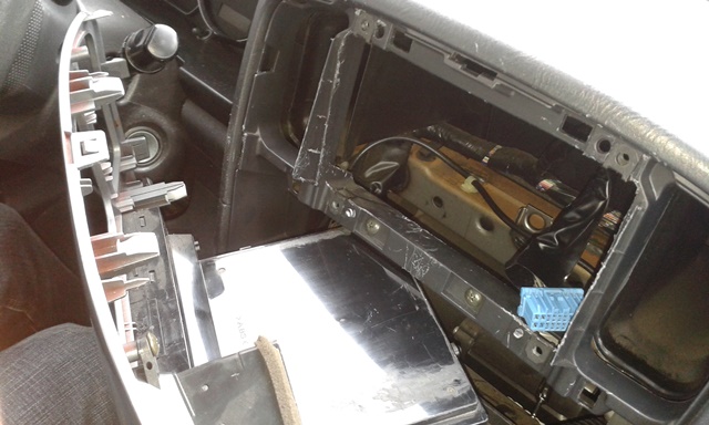 demontage autoradio grand vitara suzuki